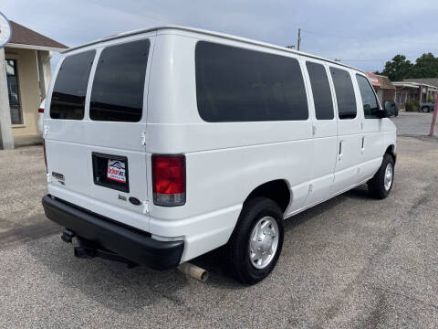 2013 Ford E-Series E-350 SD XL