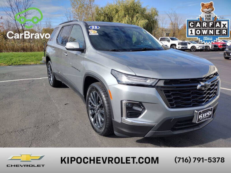 2023 Chevrolet Traverse RS