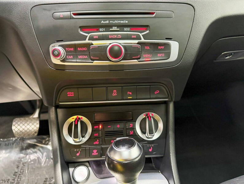 2015 Audi Q3 2.0T quattro Prestige