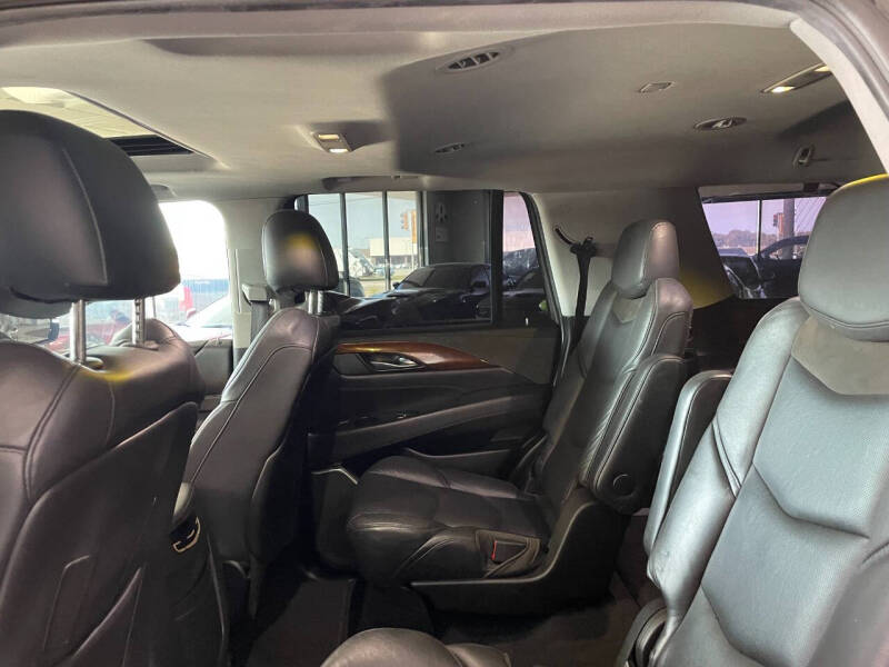 2020 Cadillac Escalade Luxury