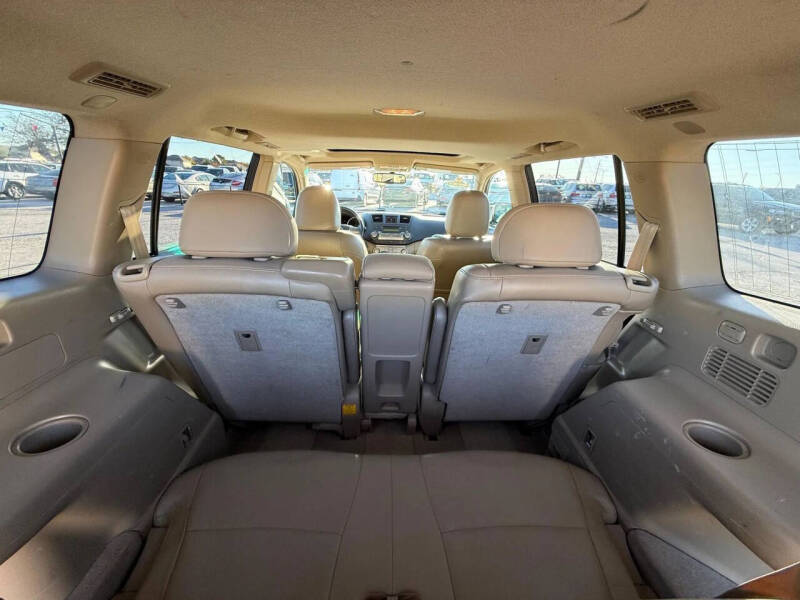 2010 Toyota Highlander SE