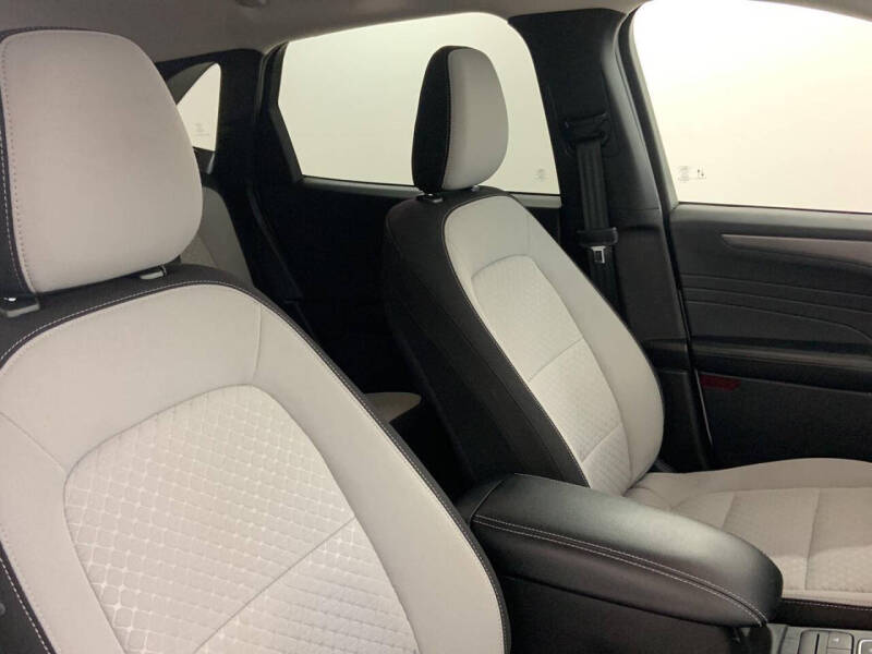 2023 Ford Escape Hybrid Active