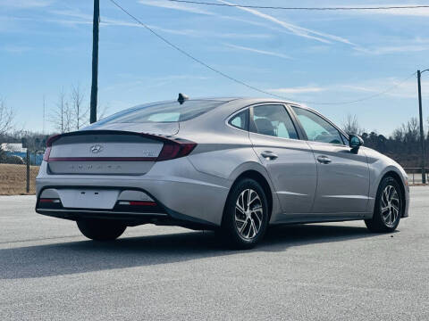 2021 Hyundai Sonata Hybrid Blue