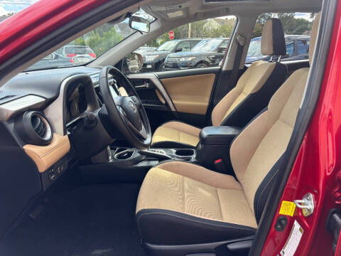 2017 Toyota RAV4 XLE