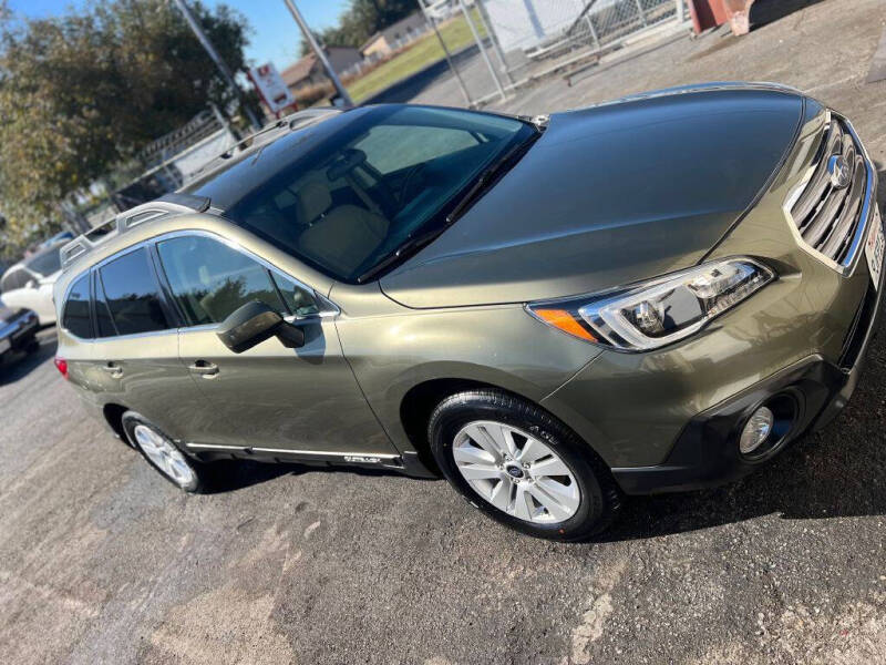 2017 Subaru Outback 2.5i Premium