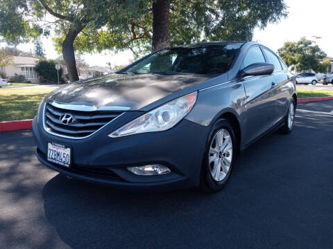 2013 Hyundai Sonata for sale at VH Motorsports in San Diego CA