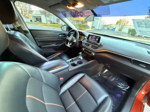 2019 Nissan Altima 2.5 SR