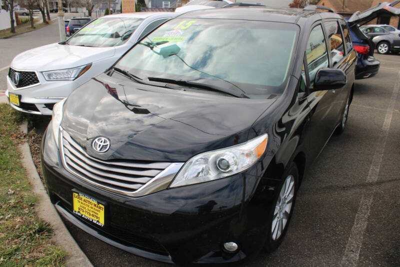 2015 Toyota Sienna XLE
