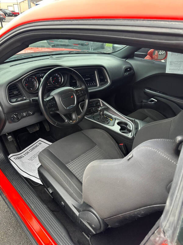 2019 Dodge Challenger SXT