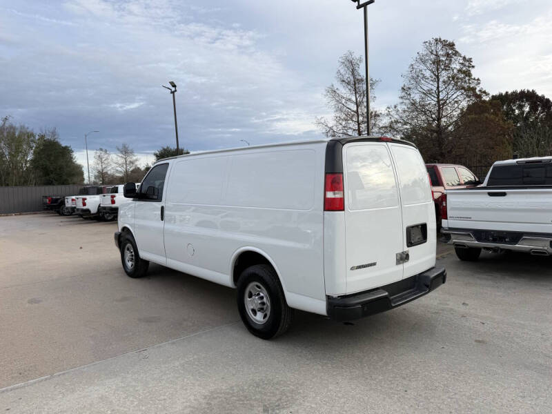 2020 Chevrolet Express 2500