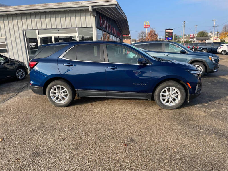 Used 2022 Chevrolet Equinox LT with VIN 3GNAXKEV5NL288020 for sale in Maquoketa, IA