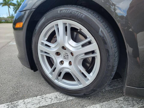 2011 Porsche Panamera 4