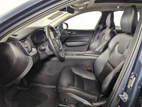 2019 Volvo XC60 T6 Momentum