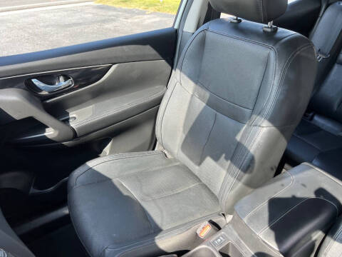 2017 Nissan Rogue Sport SL