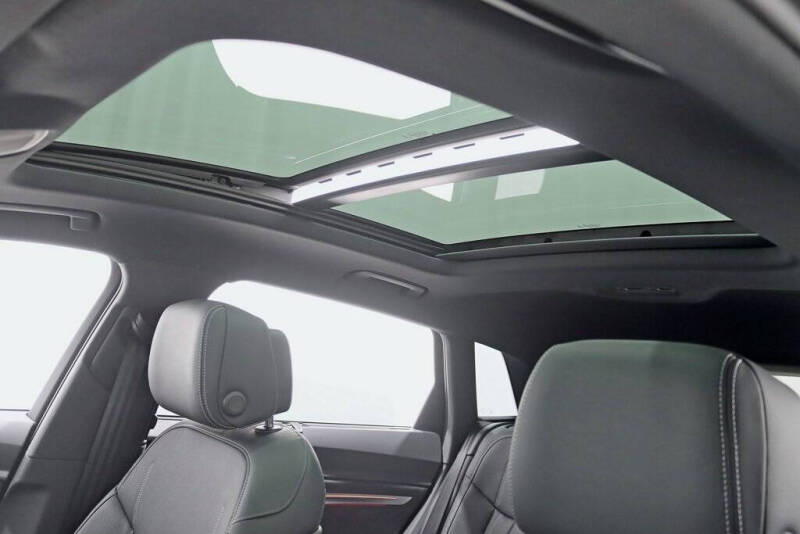 2022 Audi e-tron S quattro Prestige