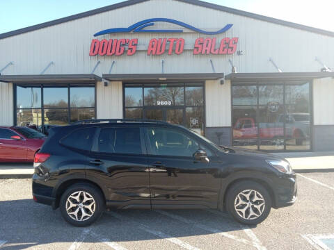 2020 Subaru Forester for sale at DOUG'S AUTO SALES INC in Pleasant View TN