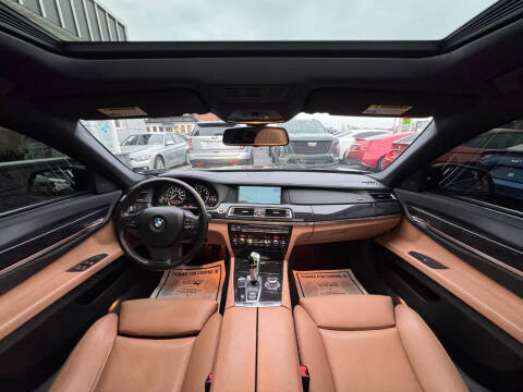 2011 BMW 7 Series 740i