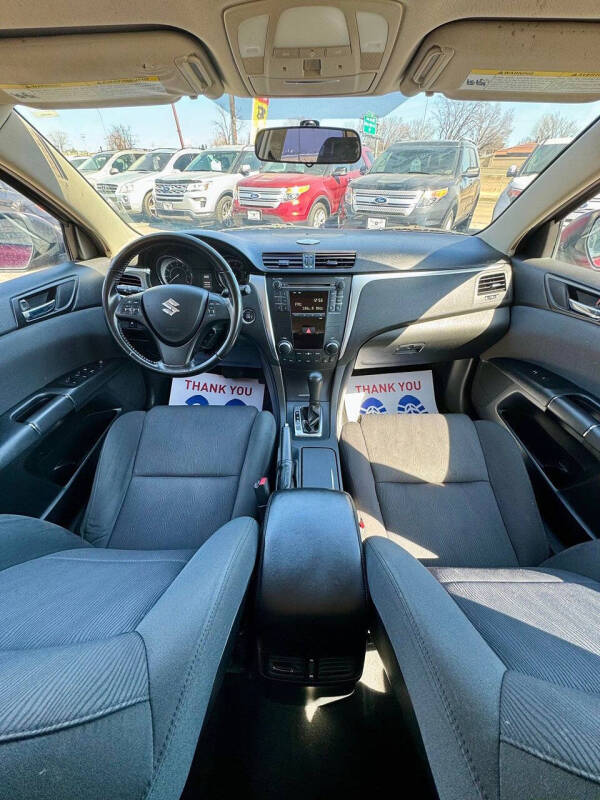 2012 Suzuki Kizashi SE