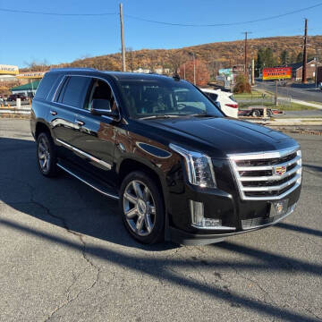2018 Cadillac Escalade Luxury
