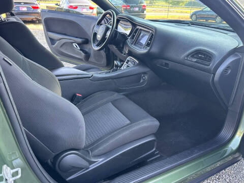 2018 Dodge Challenger SXT