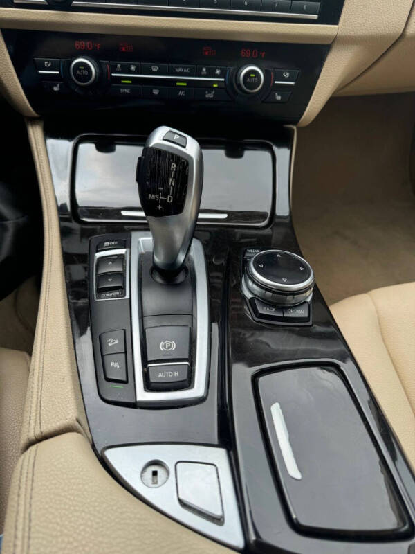 2014 BMW 5 Series 528i xDrive