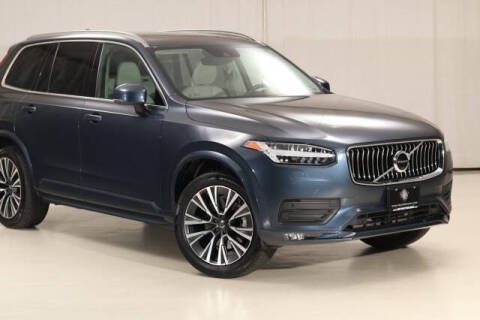 2022 Volvo XC90 T5 Momentum
