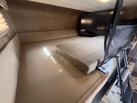 2015 Coachmen RV Freelander