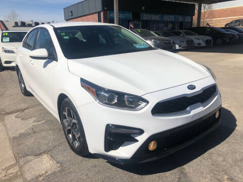 2019 Kia Forte for sale at Divine Auto Sales LLC in Omaha NE