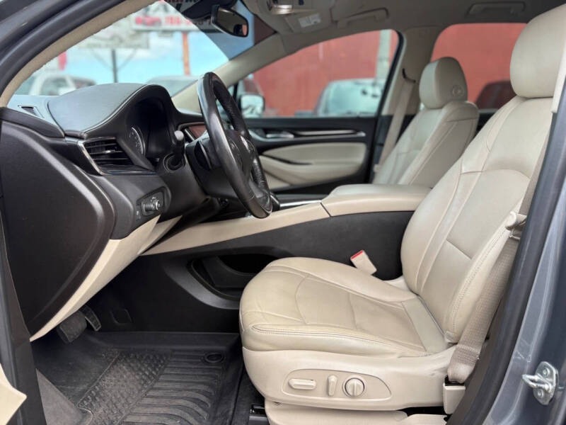 2021 Buick Enclave Essence