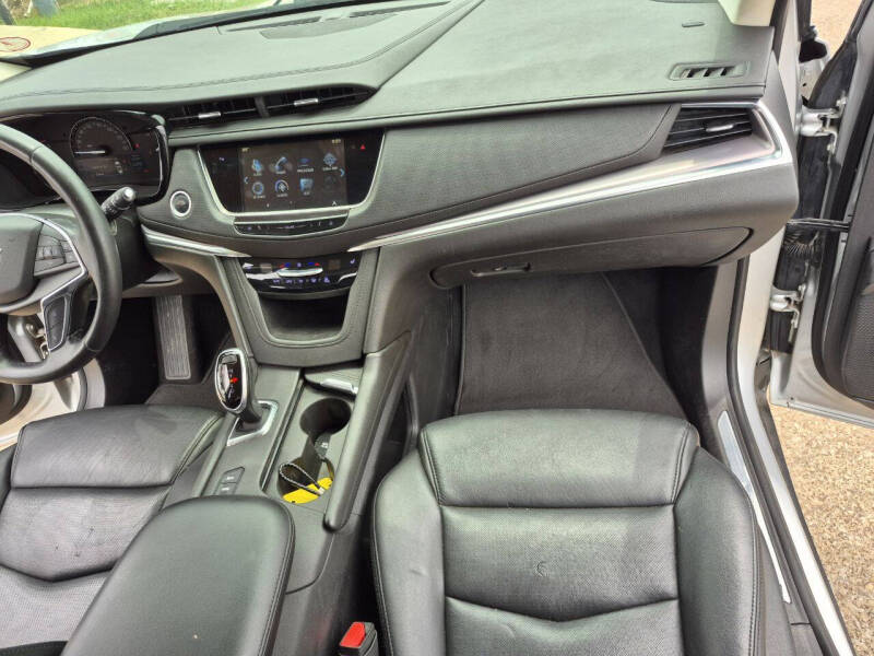 2018 Cadillac XT5 Luxury