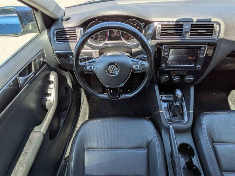 2016 Volkswagen Jetta