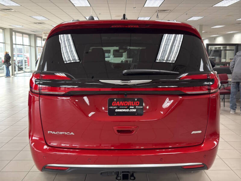 2026 Chrysler Pacifica Pinnacle