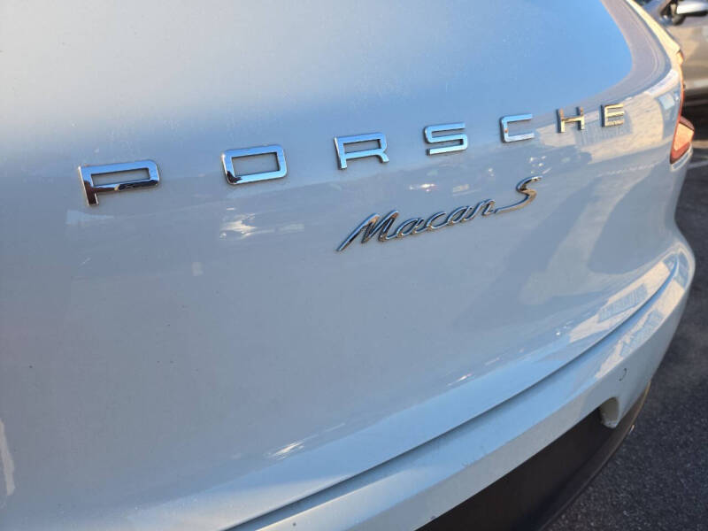 2015 Porsche Macan S