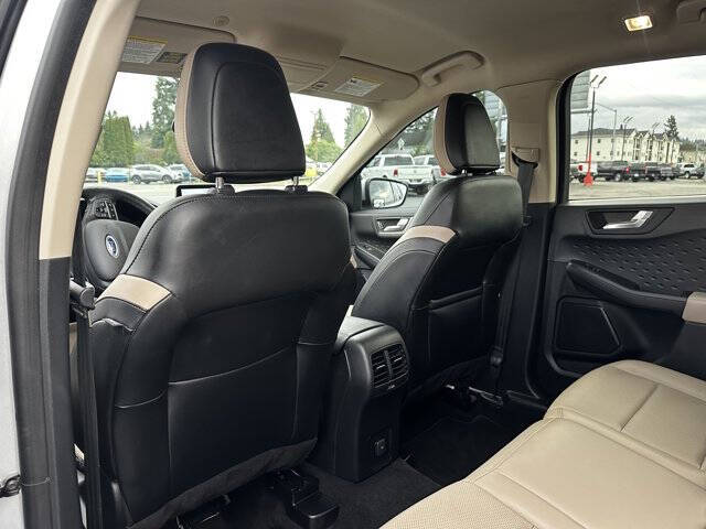 2020 Ford Escape SEL