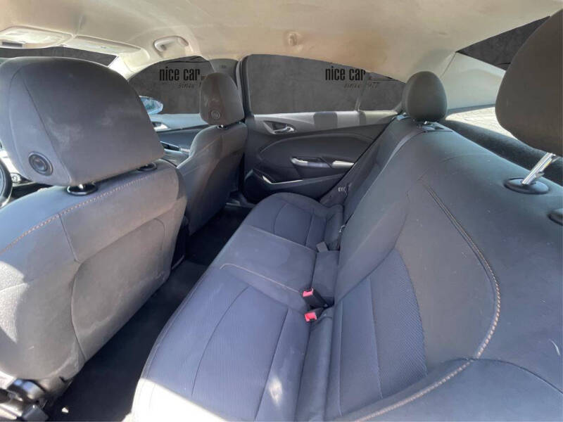 2017 Chevrolet Cruze LS Auto