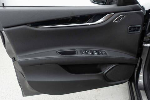 2022 Maserati Ghibli Modena Q4