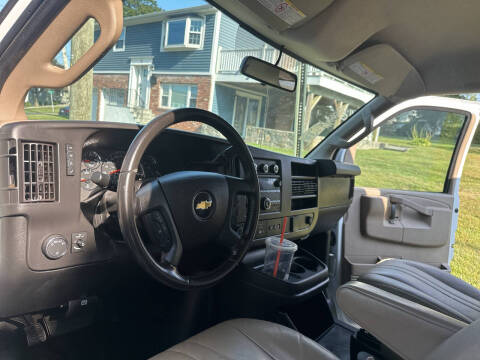 2020 Chevrolet Express 2500