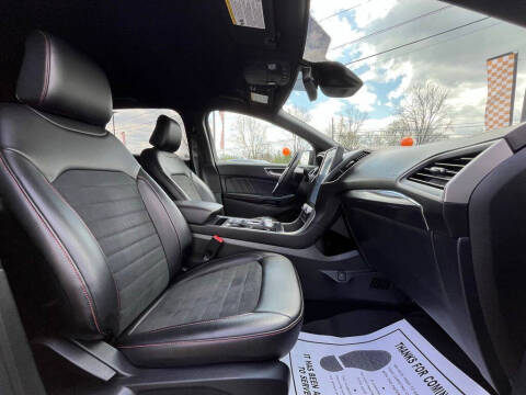 2021 Ford Edge ST-Line