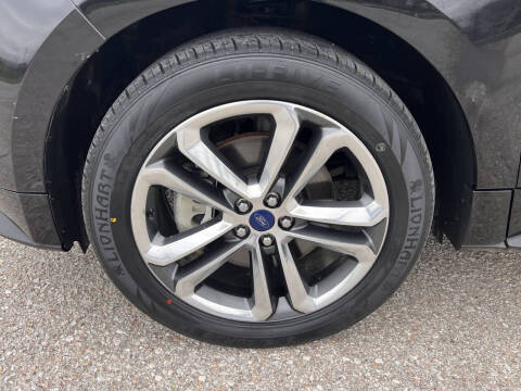 2017 Ford Edge Sport