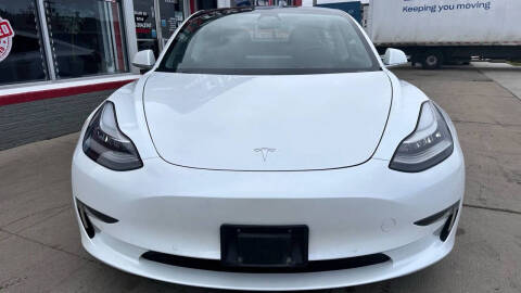 2020 Tesla Model 3 Long Range