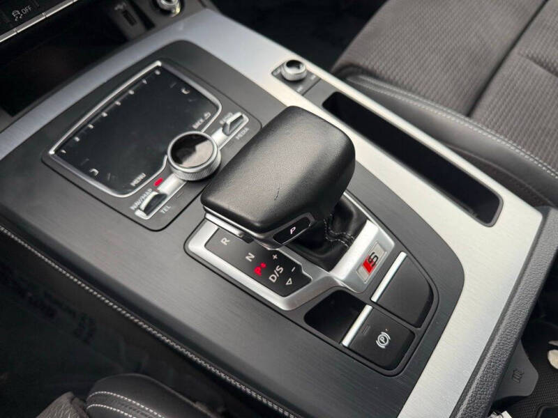 2019 Audi SQ5 3.0T quattro Premium Plus