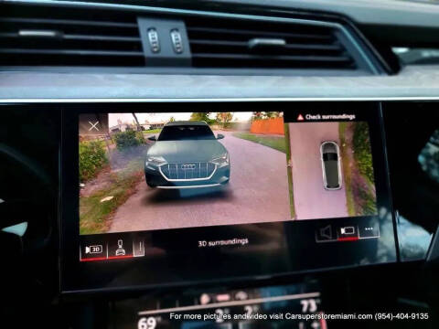 2021 Audi e-tron quattro Premium Plus