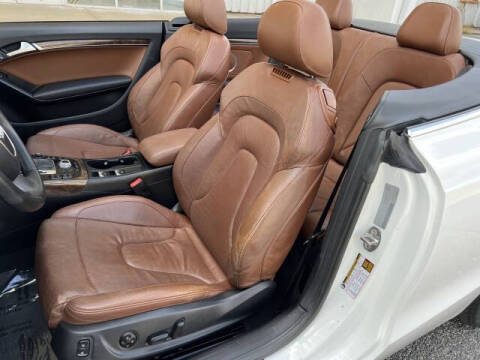 2011 Audi A5 2.0T quattro Premium Plus