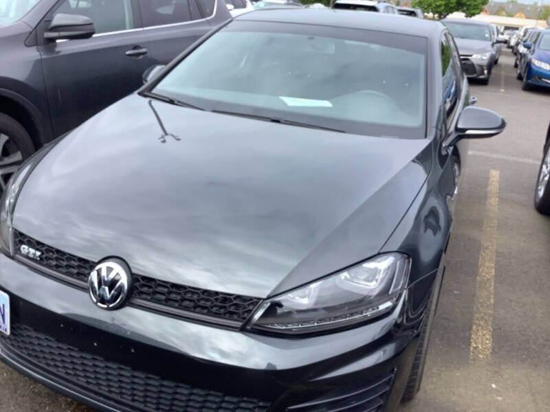 2017 Volkswagen Golf GTI S