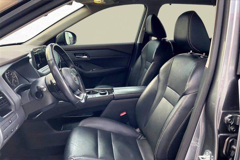 2022 Nissan Rogue SL