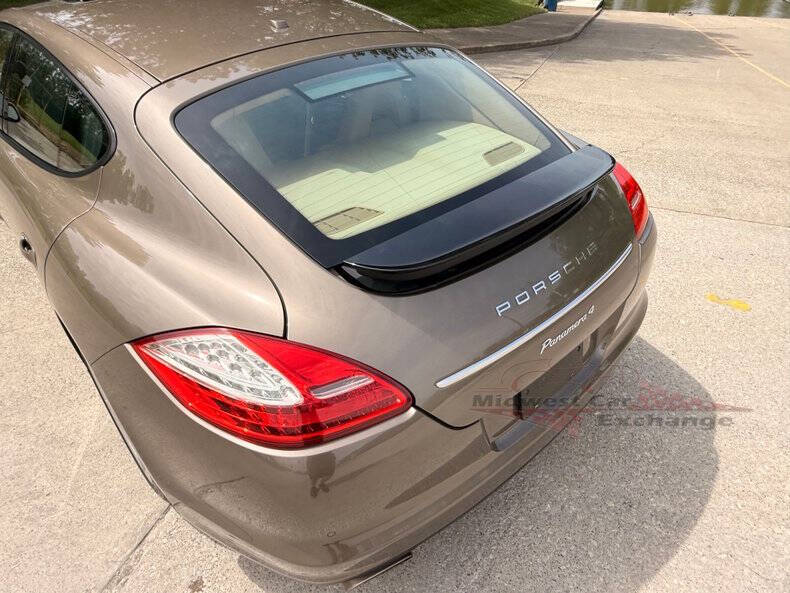 2011 Porsche Panamera