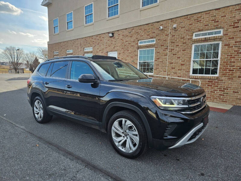 2022 Volkswagen Atlas for sale at John Huber Automotive LLC in New Holland PA