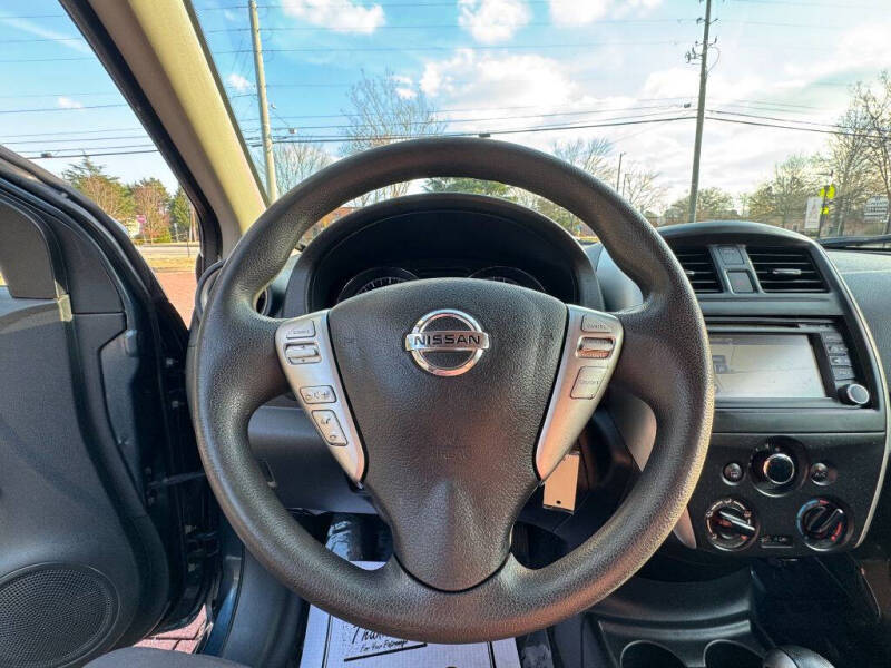 2016 Nissan Versa 1.6 SV