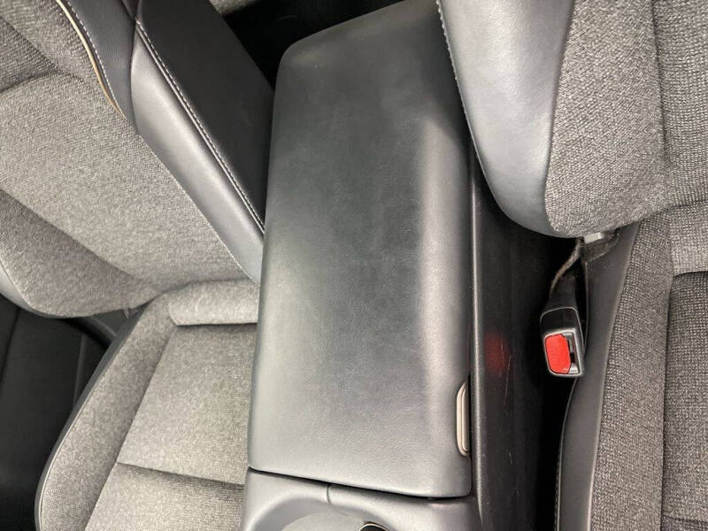 2024 Toyota Crown XLE