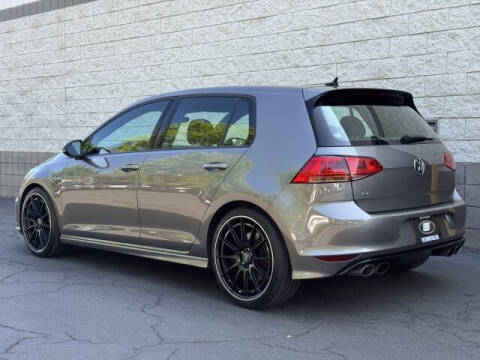 2017 Volkswagen Golf R 4Motion